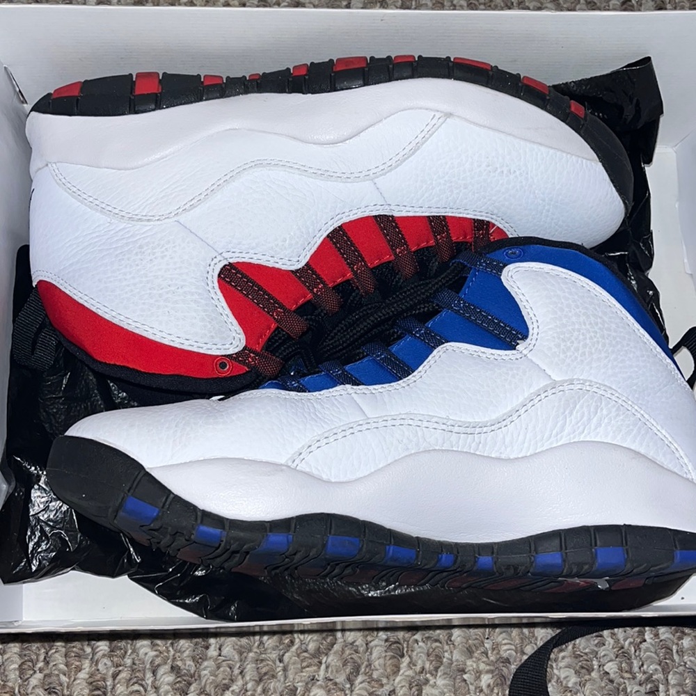 Red white and blue retro 10